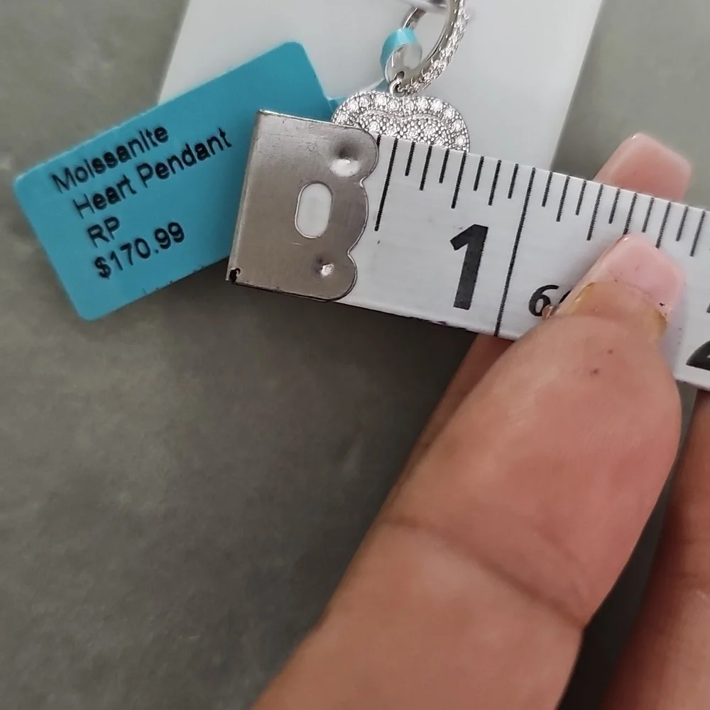 NWT Moissanite Heart Pendant